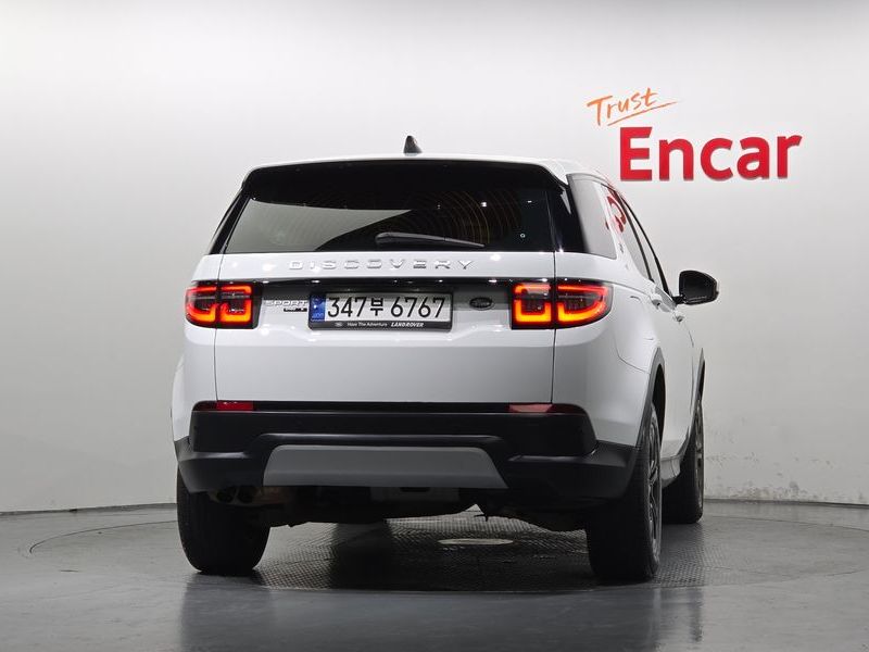 2020 Land Rover Discovery Sport L550 D180 S photo 4