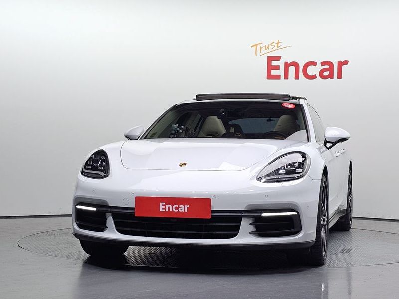 2018 Porsche Panamera 971 3.0 AWD photo 3