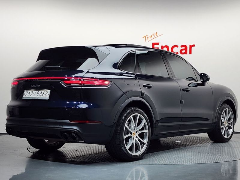 2020 Porsche Cayenne PO536 3.0 photo 2