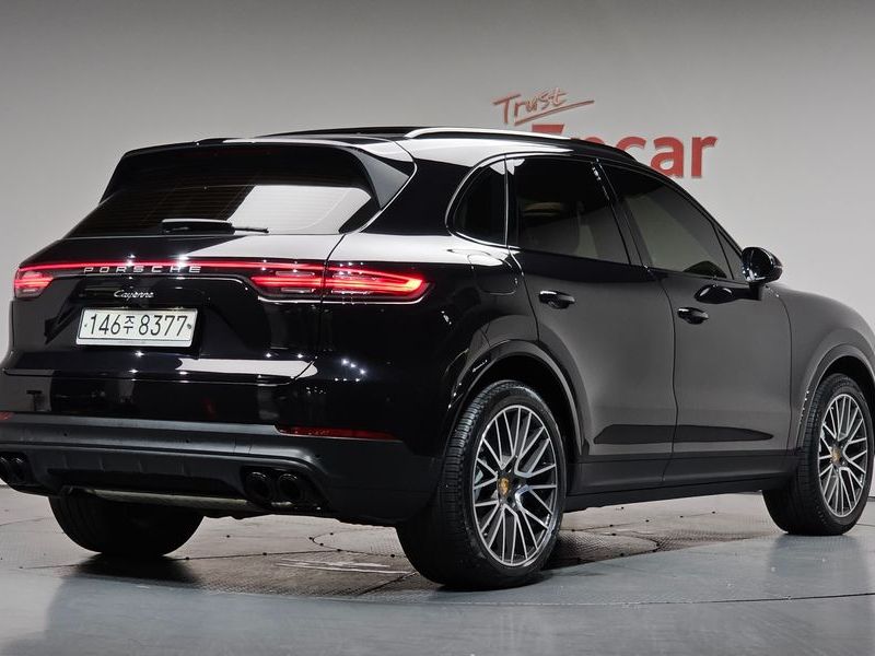 2019 Porsche Cayenne PO536 3.0 photo 2