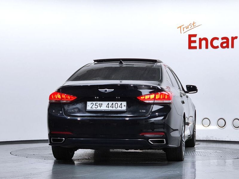 2014 Hyundai Genesis DH G330 Premium photo 4