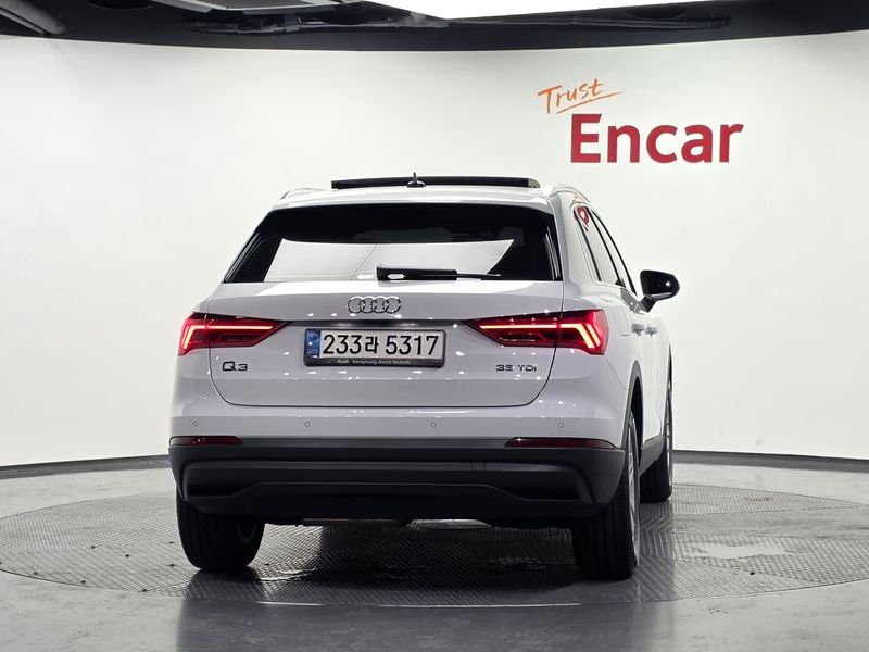2020 Audi Q3 F3 35 TDI photo 4