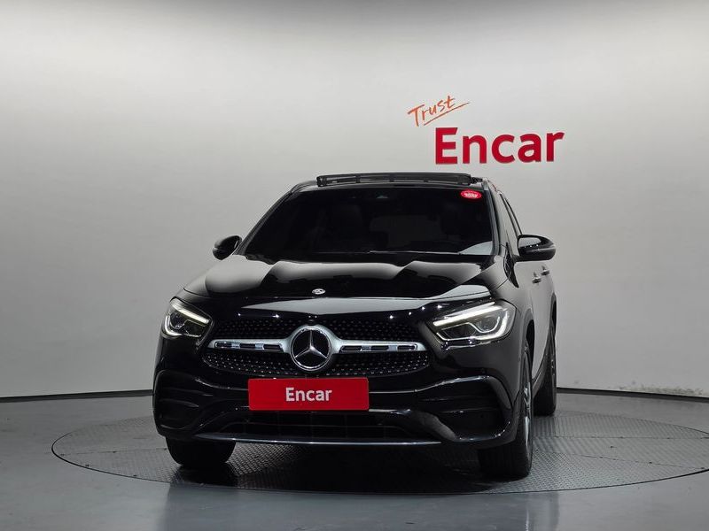 2020 Mercedes-Benz A-Class W177 GLA250 4MATIC photo 3