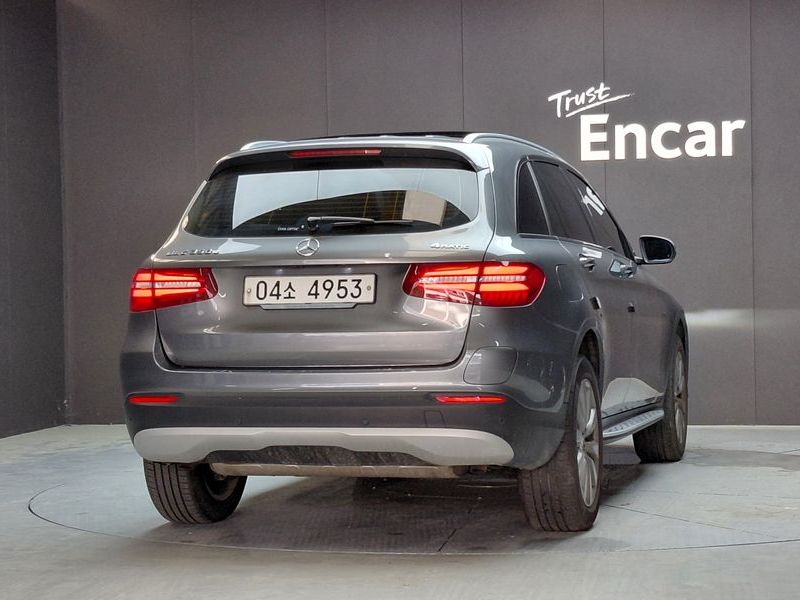 2019 Mercedes-Benz C-Class W205 GLC350e 4MATIC Premium photo 4