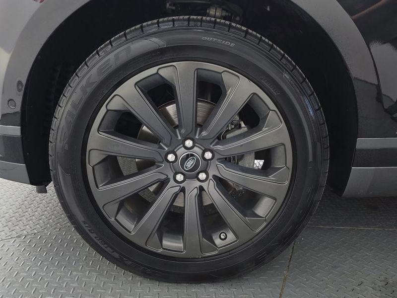 2019 Land Rover Range Rover Velar L560 2.0 D240 R-Dynamic SE photo 5
