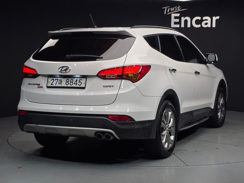 2013 Hyundai Santa Fe DM Diesel(e-VGT) 2.0 2WD Premium photo 2