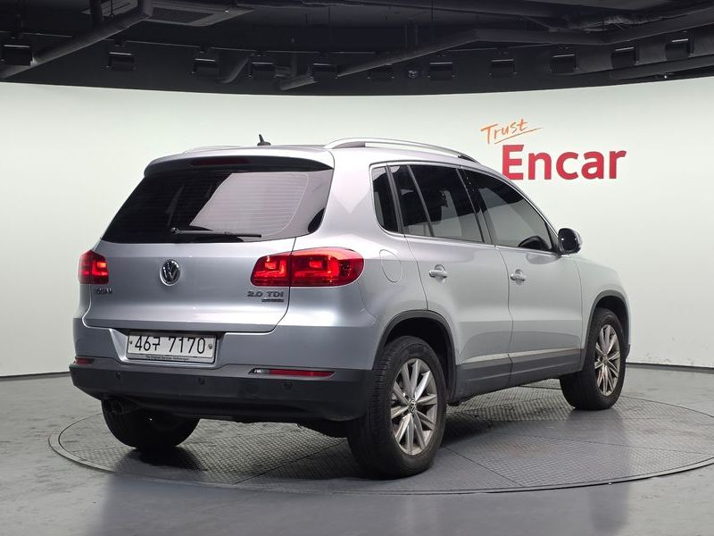 2014 Volkswagen New Tiguan 2.0 TDI Comfort 5N photo 2
