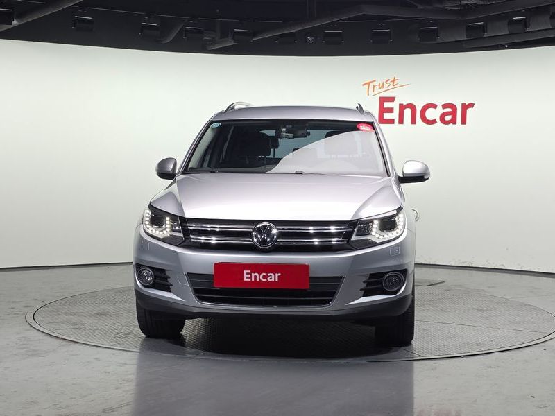 2014 Volkswagen New Tiguan 2.0 TDI Comfort 5N photo 3