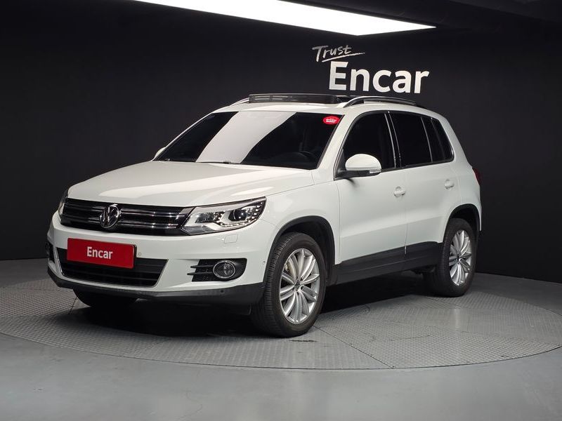 2014 Volkswagen New Tiguan 2.0 TDI Premium 5N photo 1