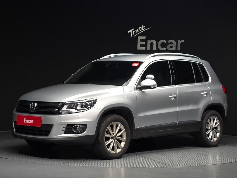 2015 Volkswagen New Tiguan 2.0 TDI Comfort 5N photo 1