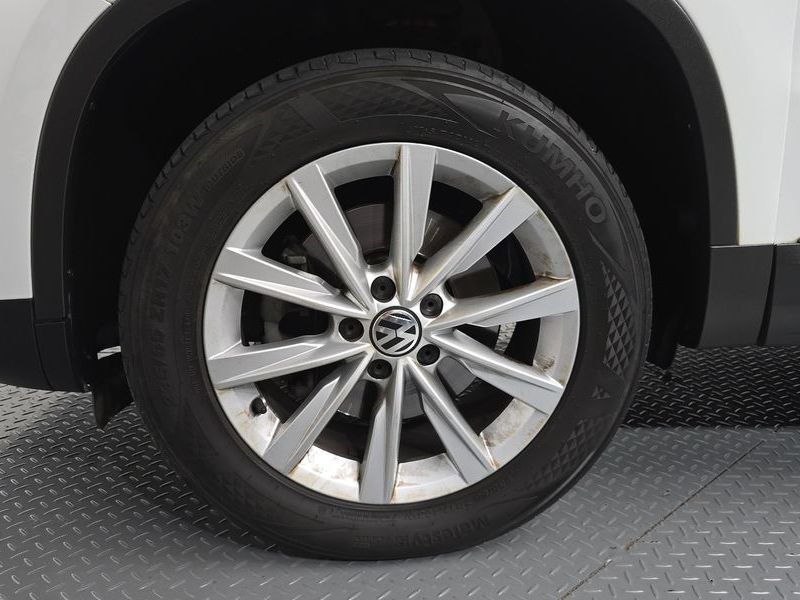 2015 Volkswagen New Tiguan 2.0 TDI Comfort 5N photo 5