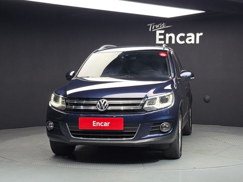 2015 Volkswagen New Tiguan 2.0 TDI Comfort 5N photo 3