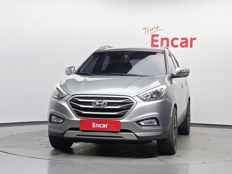 2015 Hyundai New Tucson ix Diesel(e-VGT) 4WD Modern photo 3