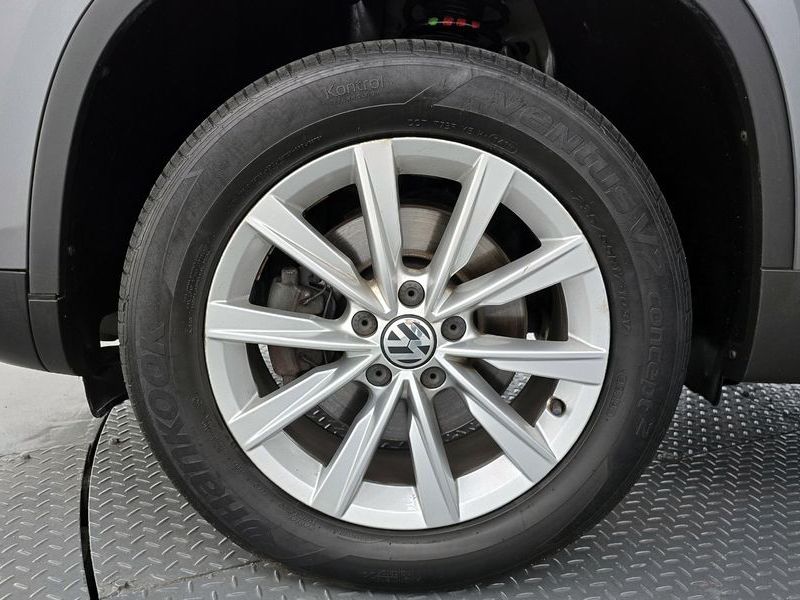 2015 Volkswagen Tiguan 2.0 TDI Comfort 5N photo 5