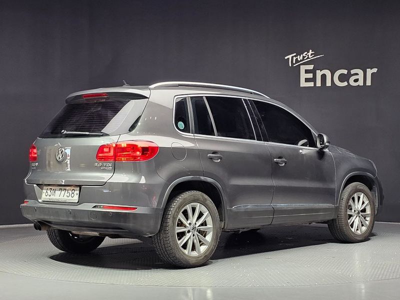 2013 Volkswagen Tiguan 2.0 TDI Comfort 5N photo 2