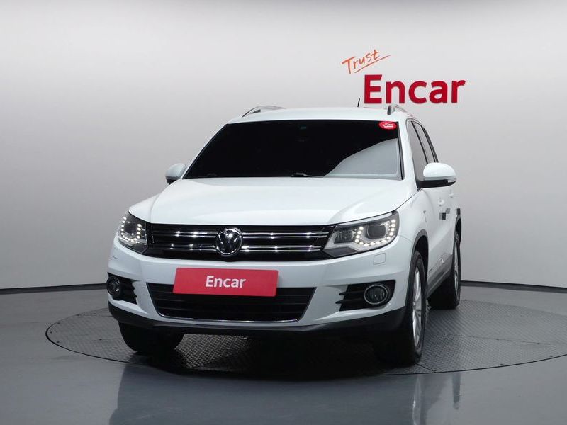 2014 Volkswagen New Tiguan 2.0 TDI Comfort 5N photo 2