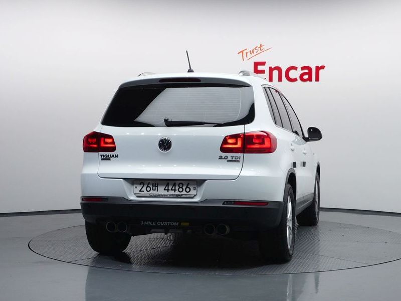 2014 Volkswagen New Tiguan 2.0 TDI Comfort 5N photo 4