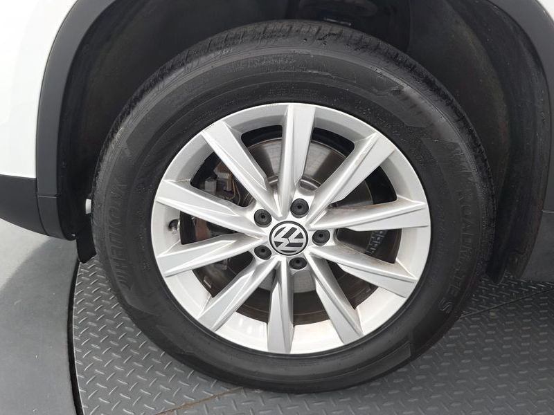 2014 Volkswagen New Tiguan 2.0 TDI Comfort 5N photo 5