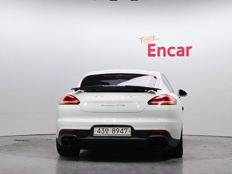 2015 Porsche Panamera 970 4.8 GTS 970 photo 4