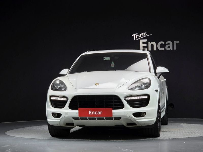 2013 Porsche Cayenne 958 4.8 GTS 958 photo 3