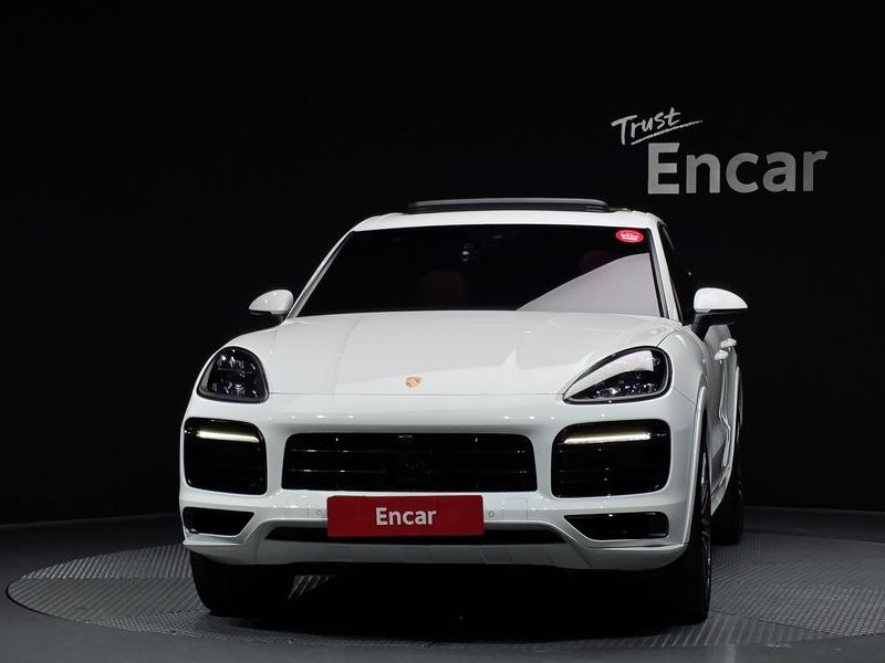 2021 Porsche Cayenne PO536 3.0 photo 3
