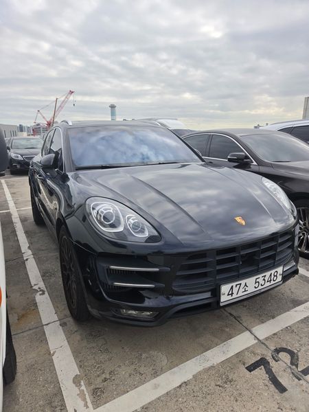 2015 Porsche Macan 95B 3.6 Turbo 95B photo 1