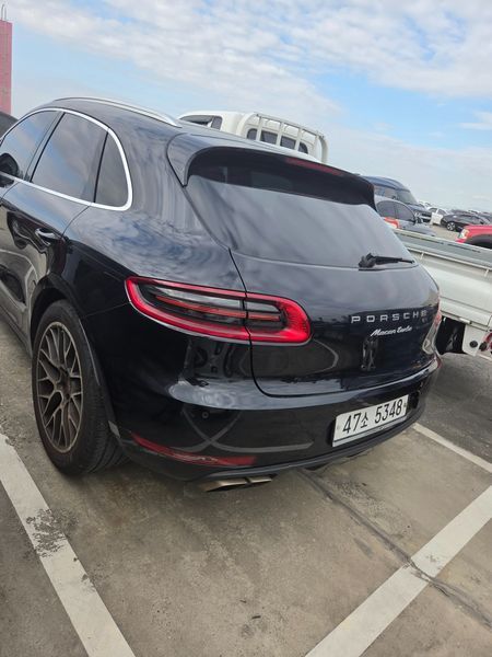 2015 Porsche Macan 95B 3.6 Turbo 95B photo 4