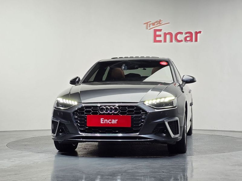 2021 Audi A4 40 TFSI Premium photo 3
