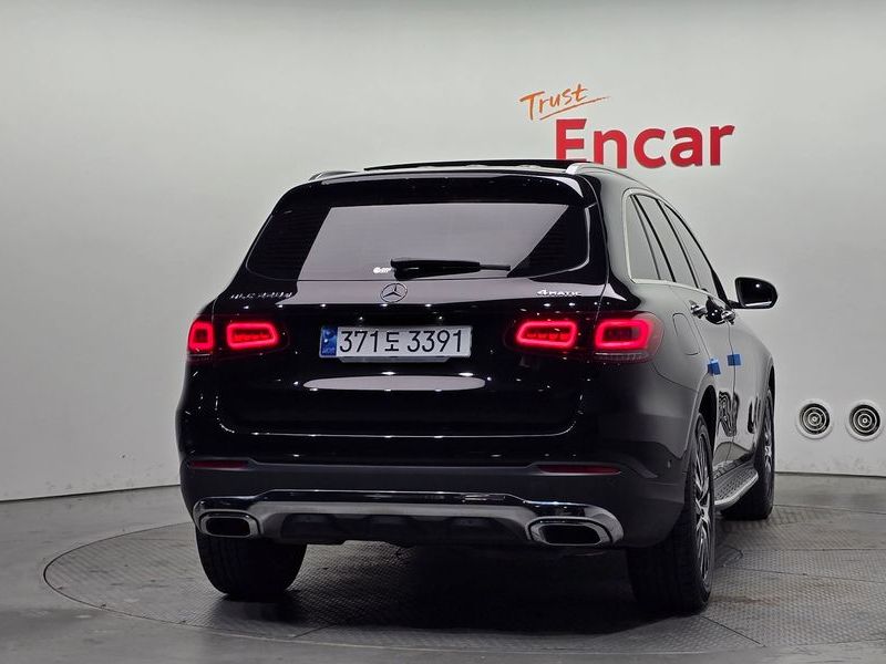 2021 Mercedes-Benz C-Class GLC220 d 4MATIC photo 4